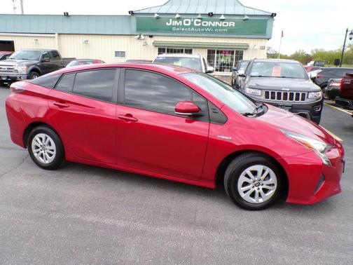 Hypersonic Red 2016 Toyota Prius Two