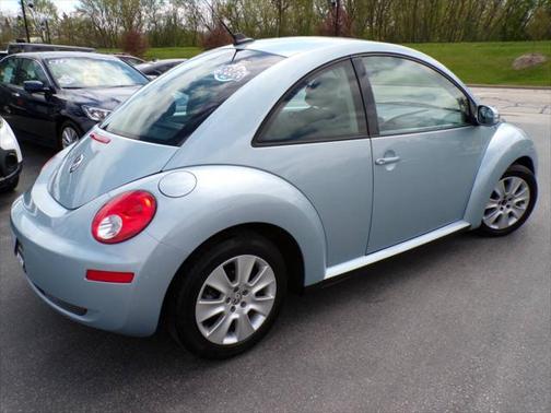 2010 Volkswagen New Beetle 2.5L