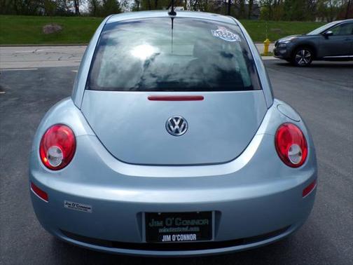 2010 Volkswagen New Beetle 2.5L