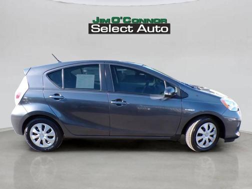 2014 Toyota Prius c Two