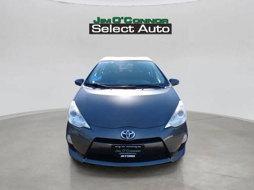 2014 Toyota Prius c Two