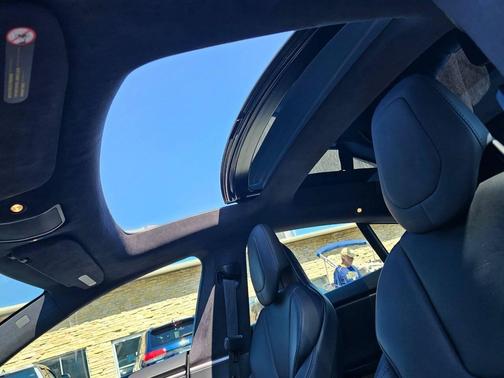 GREY 2018 Tesla Model S 75D