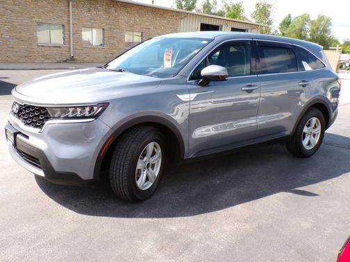 GREY 2021 Kia Sorento LX
