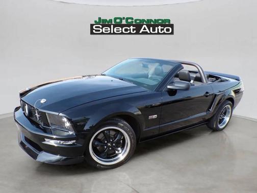 2005 Ford Mustang GT Premium