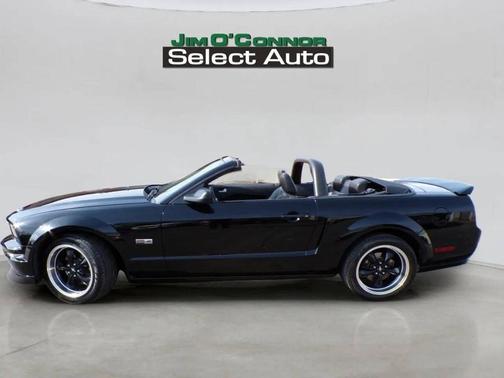 2005 Ford Mustang GT Premium