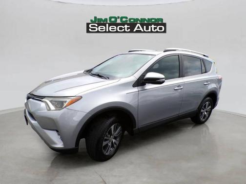 Silver Sky Metallic 2016 Toyota RAV4 XLE