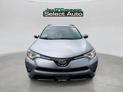 Silver Sky Metallic 2016 Toyota RAV4 XLE