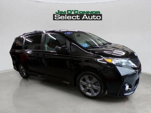 Black 2012 Toyota Sienna SE