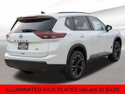2026 Nissan Rogue Dark Armor