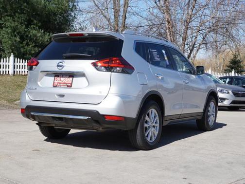 2018 Nissan Rogue SV