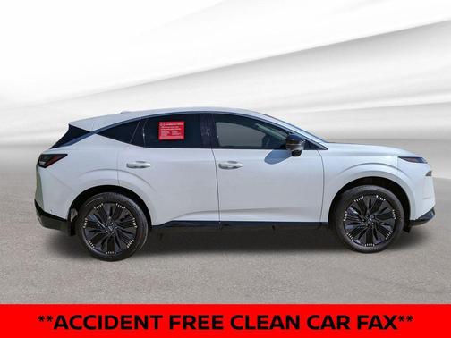 Everest White Pearl Tricoat 2025 Nissan Murano Platinum