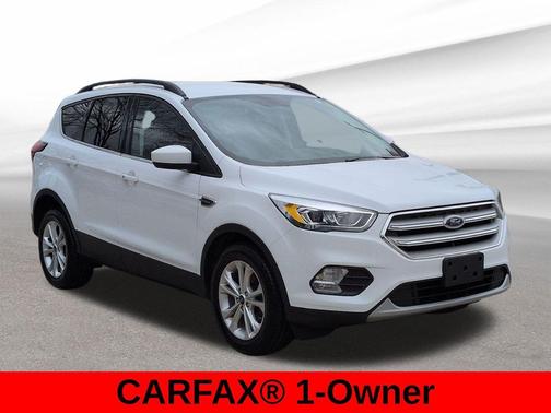 Oxford White 2019 Ford Escape SEL