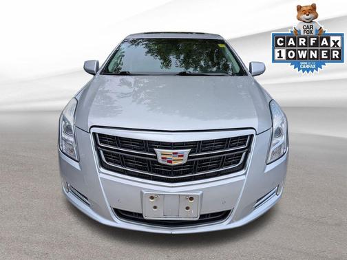 Radiant Silver Metallic 2016 Cadillac XTS Luxury