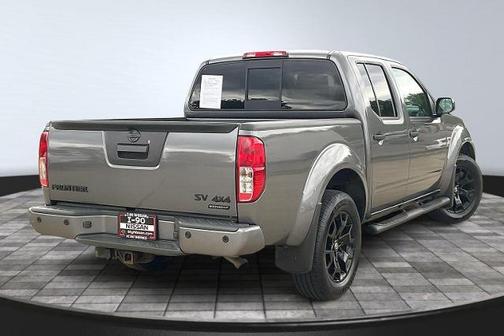 2021 Nissan Frontier SV