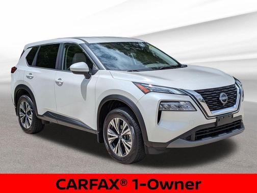 Pearl White Tricoat 2023 Nissan Rogue SV