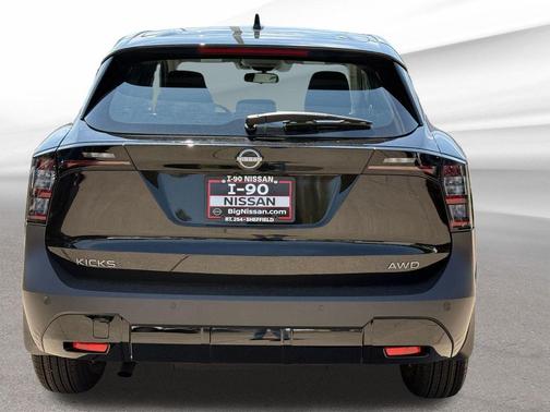 Super Black 2026 Nissan Kicks S