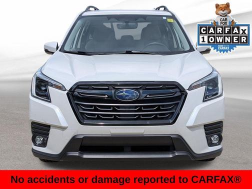 Crystal White Pearl 2024 Subaru Forester Limited