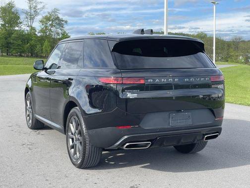 Santorini Black Metallic 2023 Land Rover Range Rover Sport SE