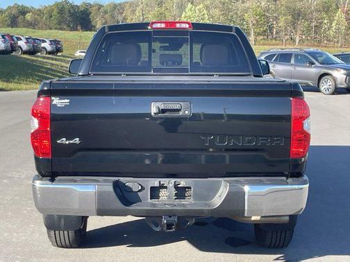 2018 Toyota Tundra SR5