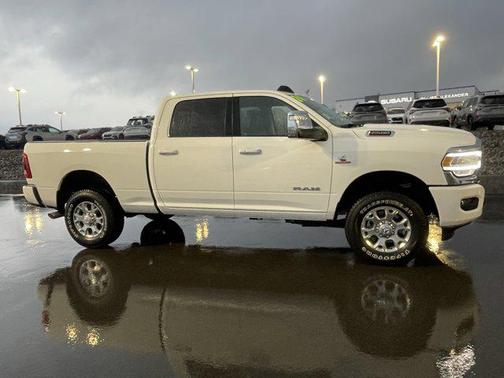 2024 RAM 2500 Laramie Crew Cab 4x4 6'4' Box