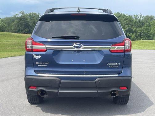 2022 Subaru Ascent Limited 8-Passenger