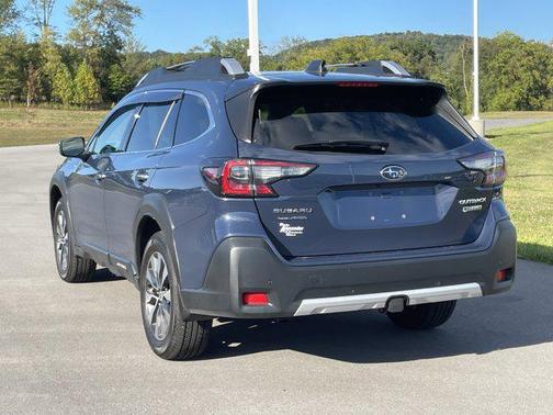 2023 Subaru Outback Touring