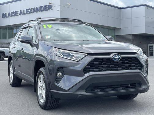 2019 Toyota RAV4 Hybrid XLE