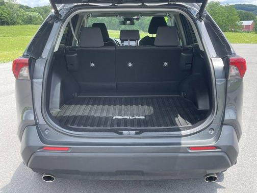 2019 Toyota RAV4 Hybrid XLE