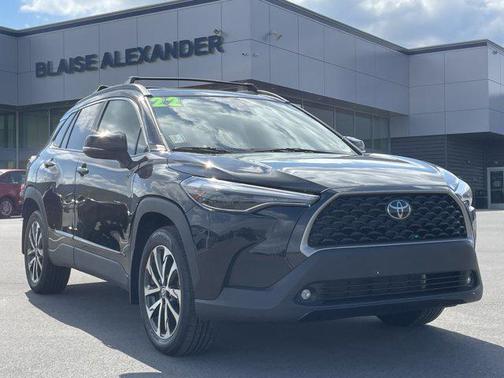 2022 Toyota Corolla Cross XLE