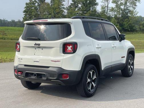 2022 Jeep Renegade Trailhawk
