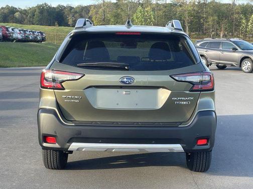 2025 Subaru Outback Touring