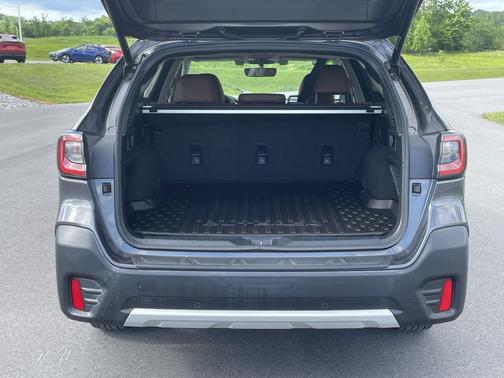 Magnetite Gray Metallic 2020 Subaru Outback Touring