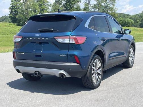 2020 Ford Escape Titanium