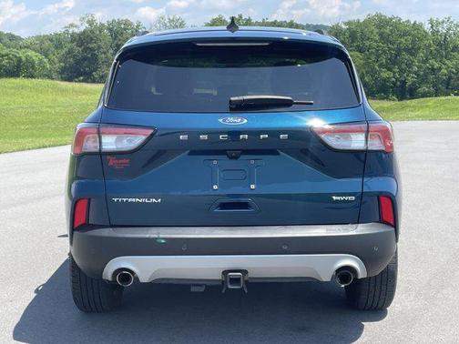 2020 Ford Escape Titanium
