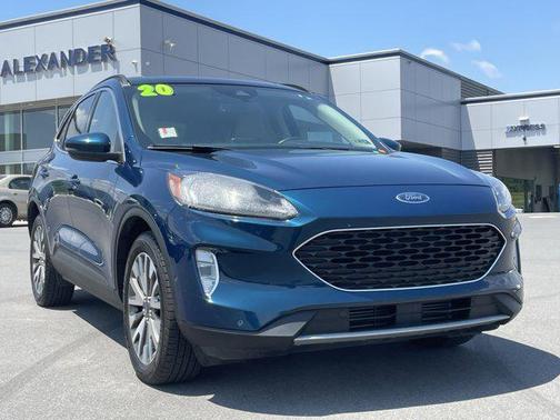 2020 Ford Escape Titanium