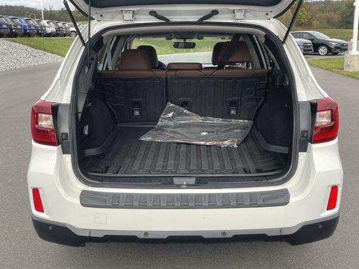2017 Subaru Outback 2.5i Touring
