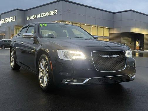 2019 Chrysler 300 Limited