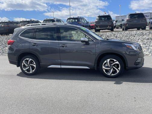 Magnetite Gray Metallic 2023 Subaru Forester Touring