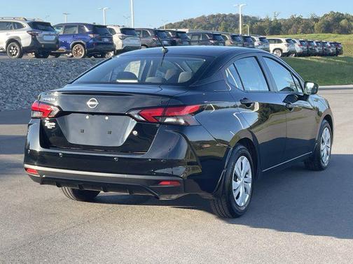 2024 Nissan Versa 1.6 S