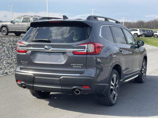 Magnetite Gray Metallic 2026 Subaru Ascent Limited 7-Passenger