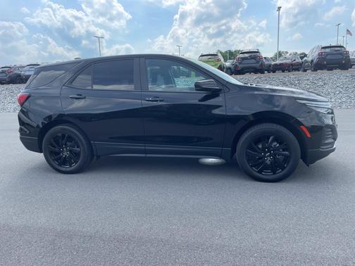 Mosaic Black Metallic 2024 Chevrolet Equinox LS