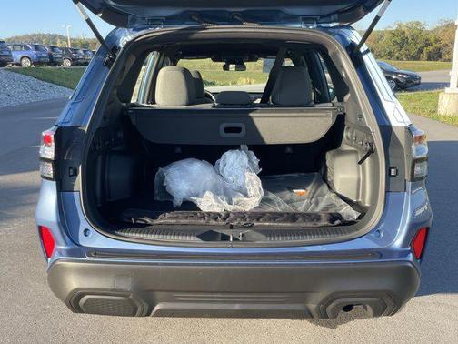 2025 Subaru Forester Base