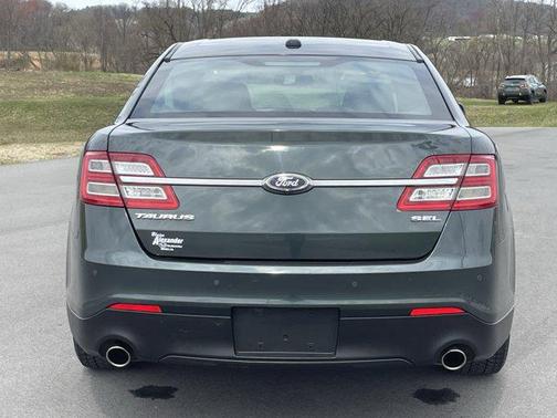 2016 Ford Taurus SEL
