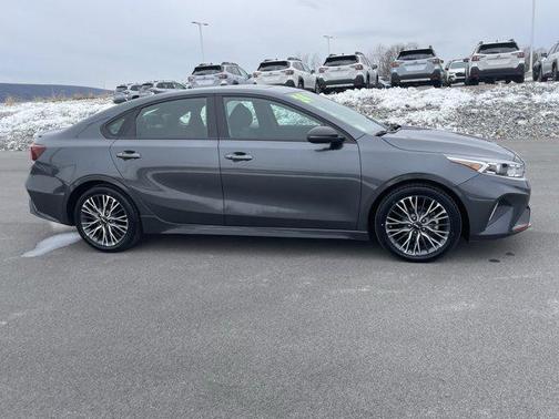 2024 Kia Forte GT-Line