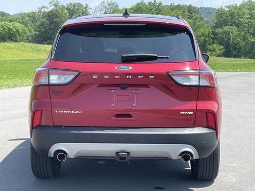 2020 Ford Escape Titanium