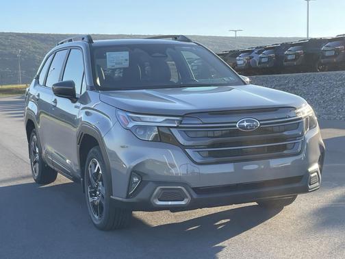 River Rock Pearl 2025 Subaru Forester Hybrid Limited