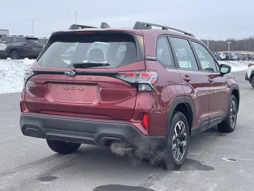 2025 Subaru Forester Base