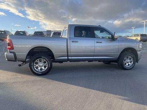 2024 RAM 2500 Laramie Crew Cab 4x4 6'4' Box