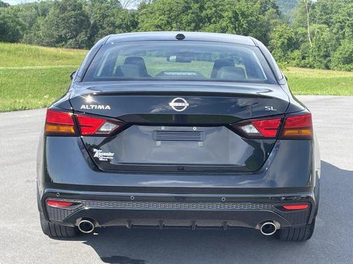 2024 Nissan Altima 2.5 SL