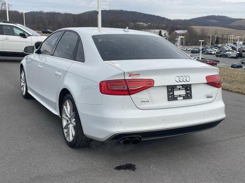 2015 Audi A4 2.0T Premium Plus
